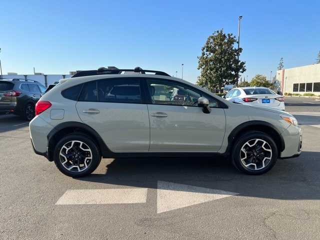 2016 Subaru Crosstrek Limited 10