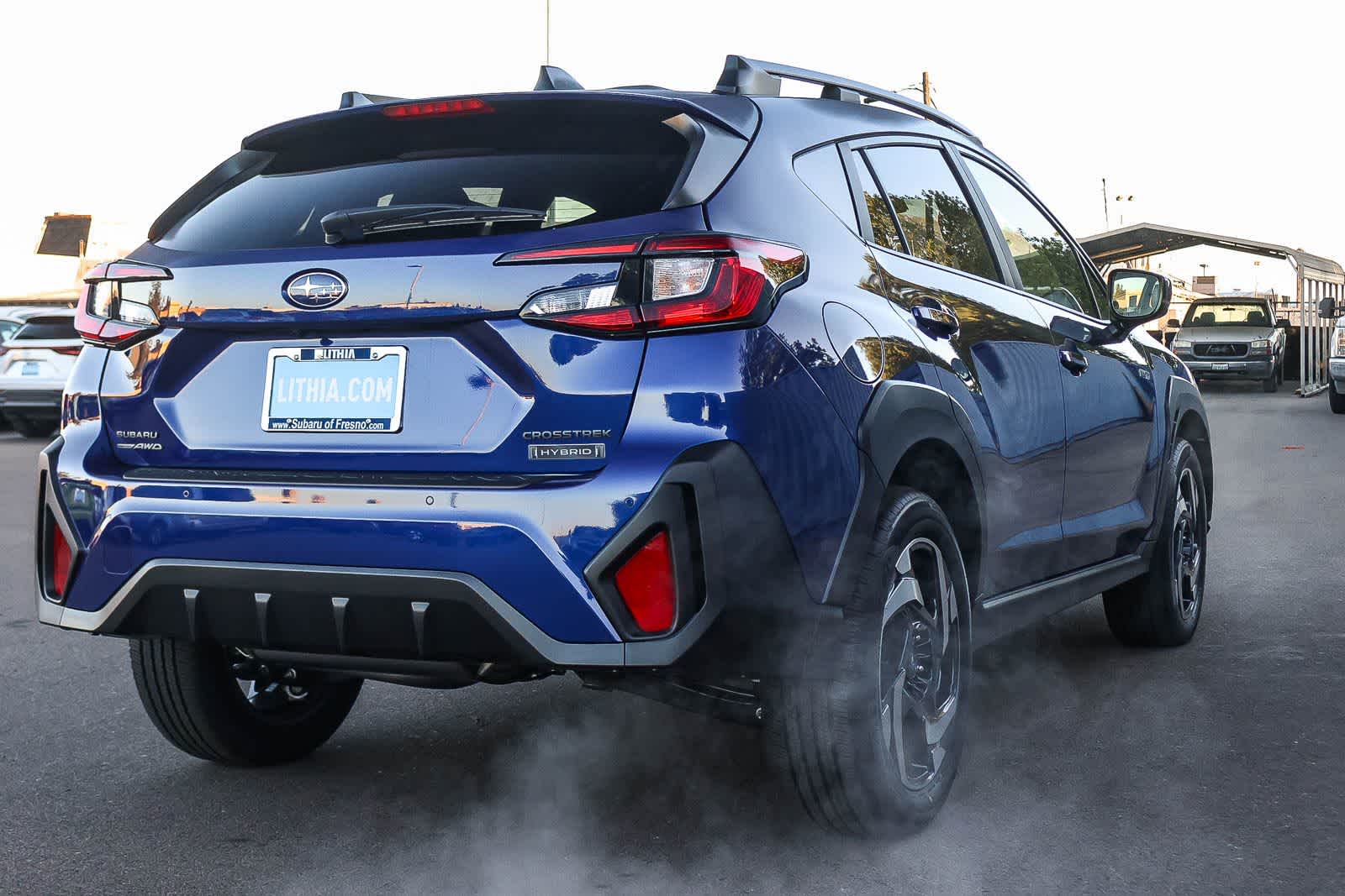 View vehicle photo 4