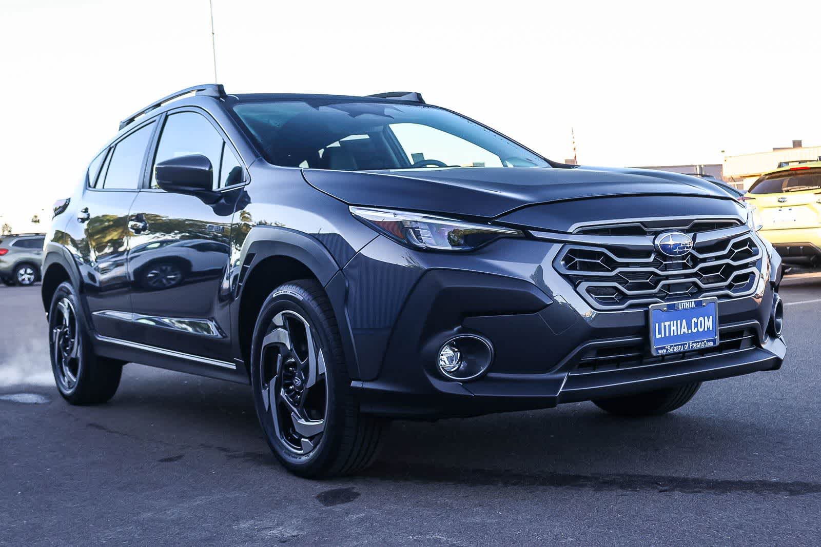 View vehicle photo 3