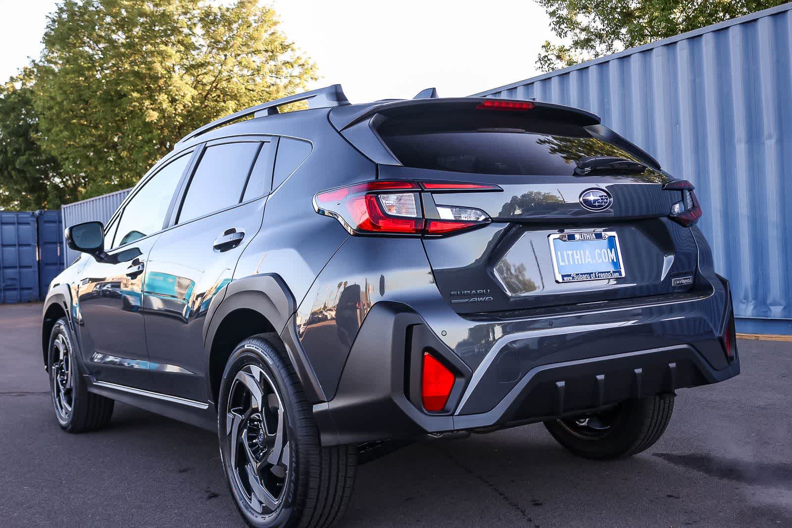 View vehicle photo 6