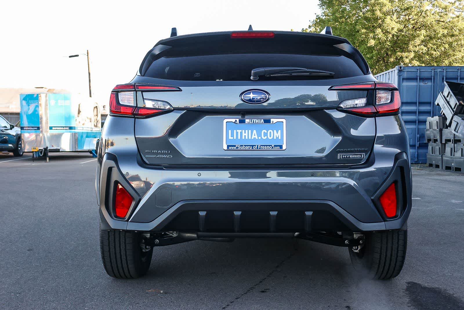 View vehicle photo 5