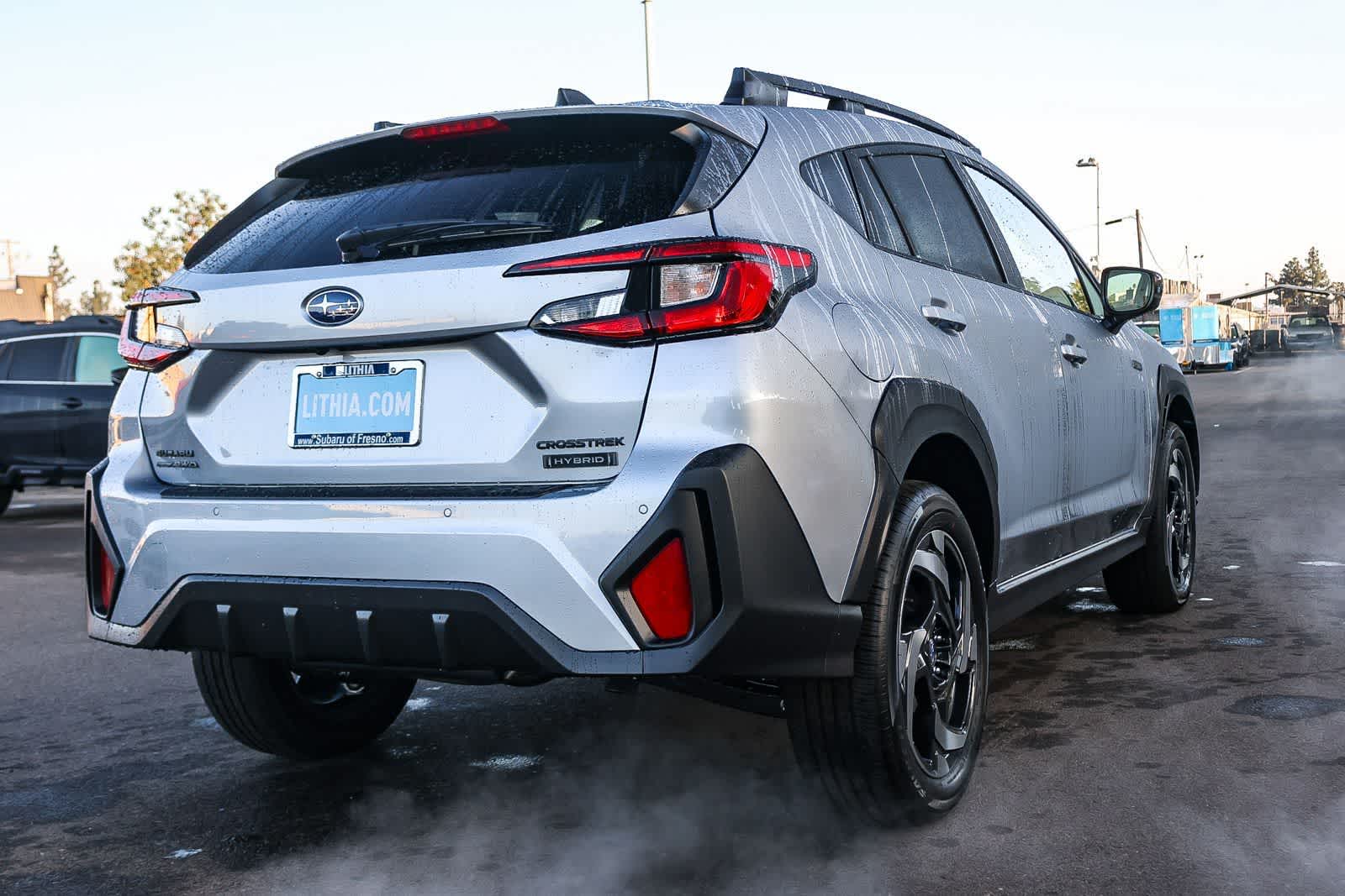 View vehicle photo 4