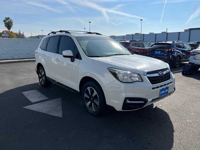 2017 Subaru Forester Premium 11