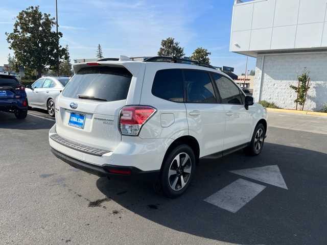 2017 Subaru Forester Premium 9