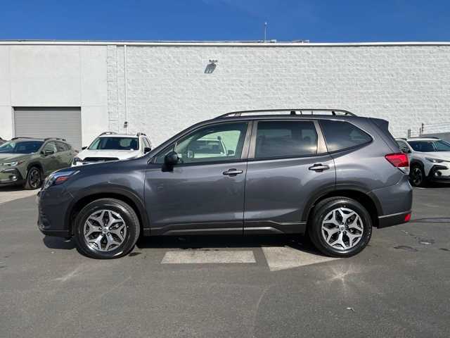 2022 Subaru Forester Premium 2