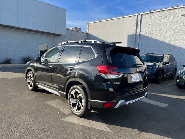 2023 Subaru Forester Touring 3