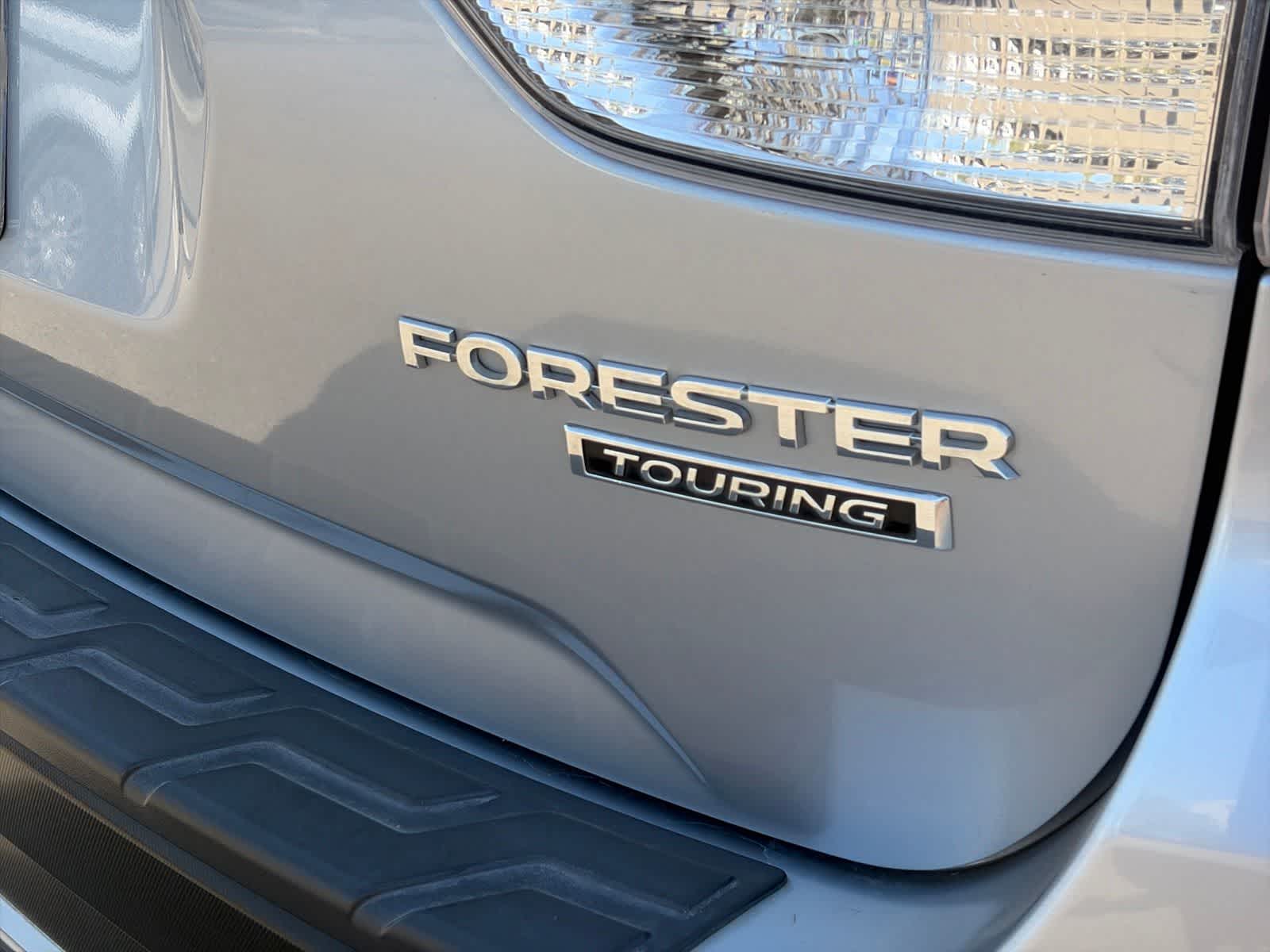 2021 Subaru Forester Touring - Photo 14