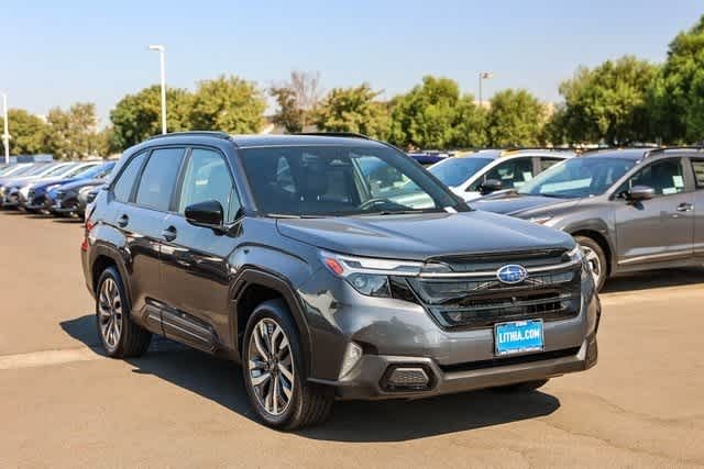 2025 Subaru Forester Touring 3