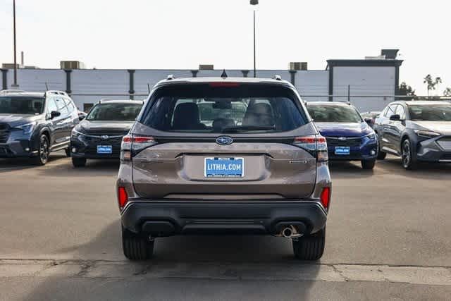 2025 Subaru Forester Touring 5