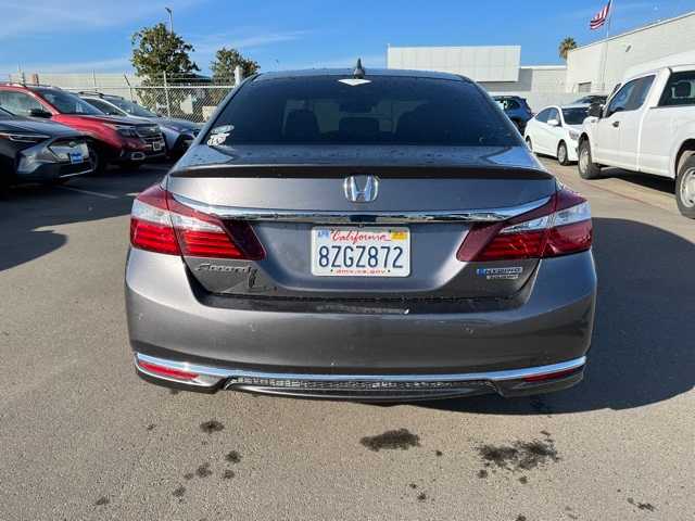 2017 Honda Accord Hybrid Touring 4