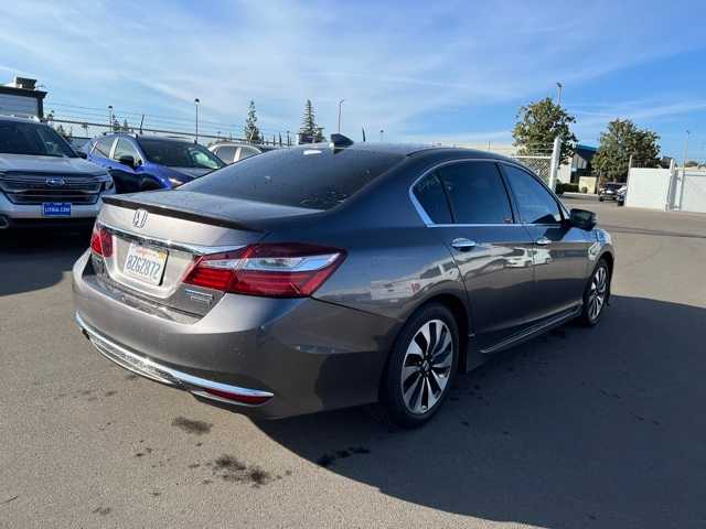 2017 Honda Accord Hybrid Touring 9