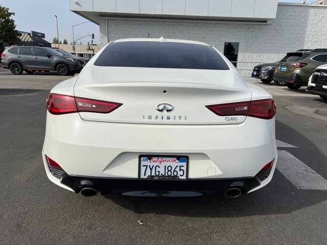 2017 INFINITI Q60 2.0t 4