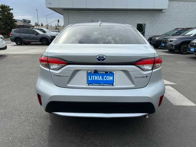 2022 Toyota Corolla Hybrid LE 4