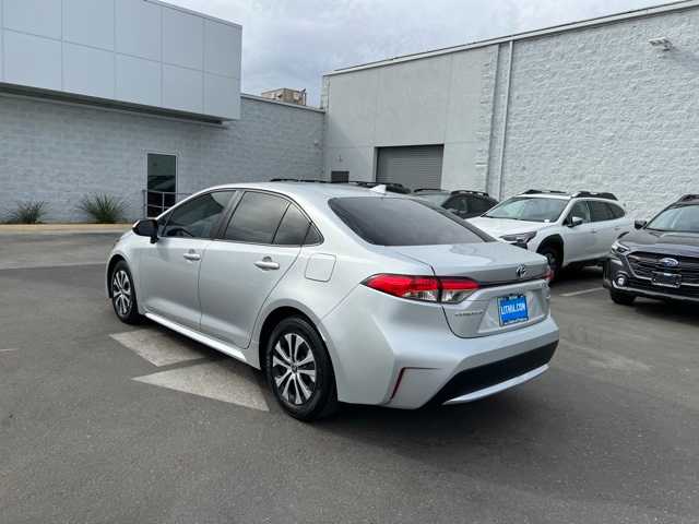 2022 Toyota Corolla Hybrid LE 3