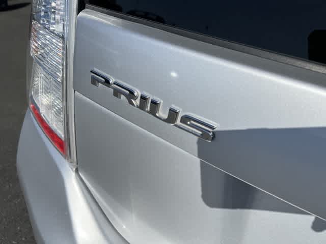 2011 Toyota Prius III 5