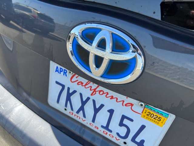 2015 Toyota Prius Four 6