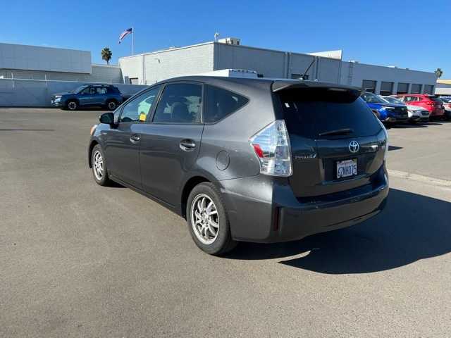 2013 Toyota Prius V Two 3