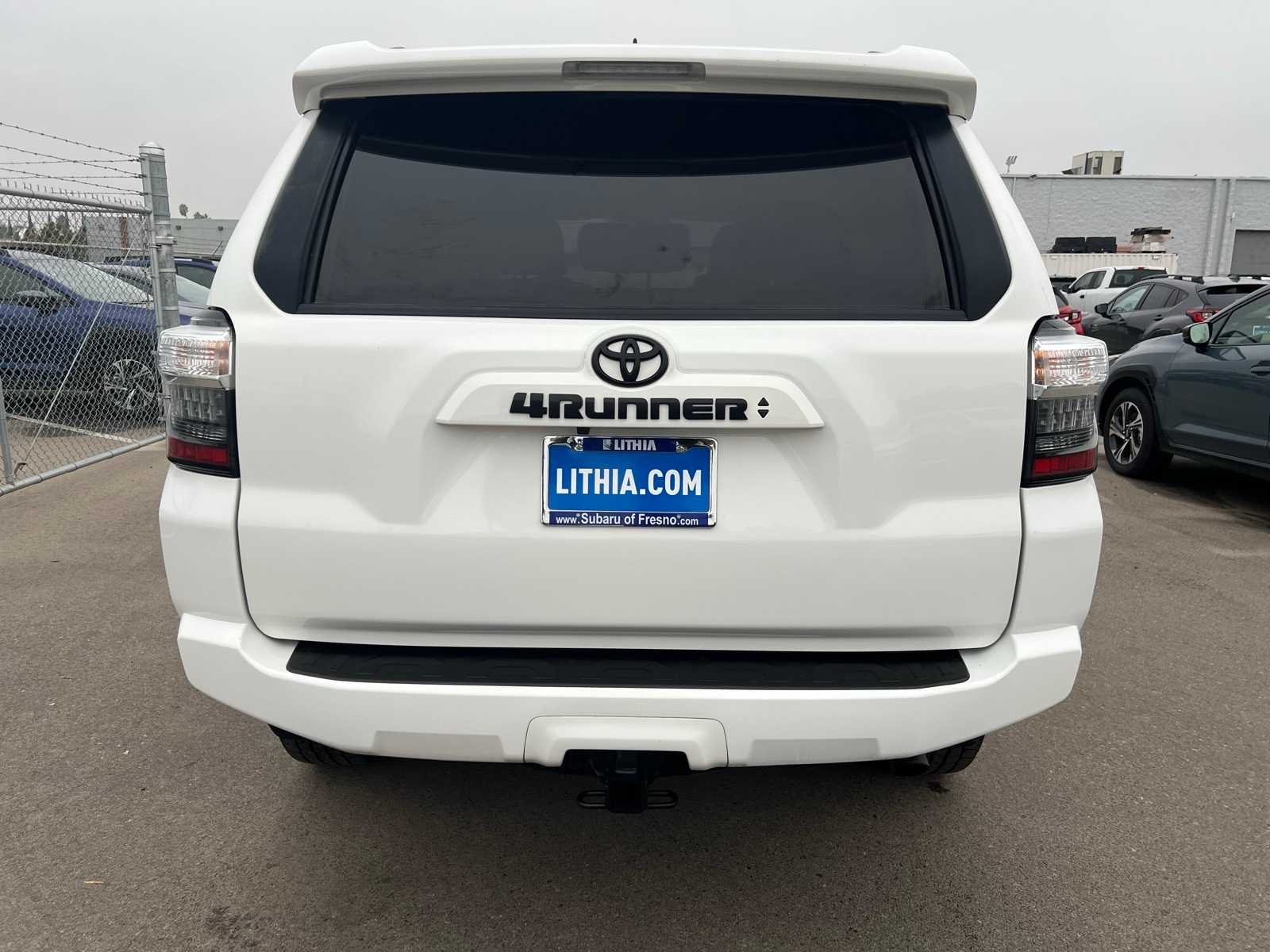 2024 Toyota 4Runner SR5 photo 4