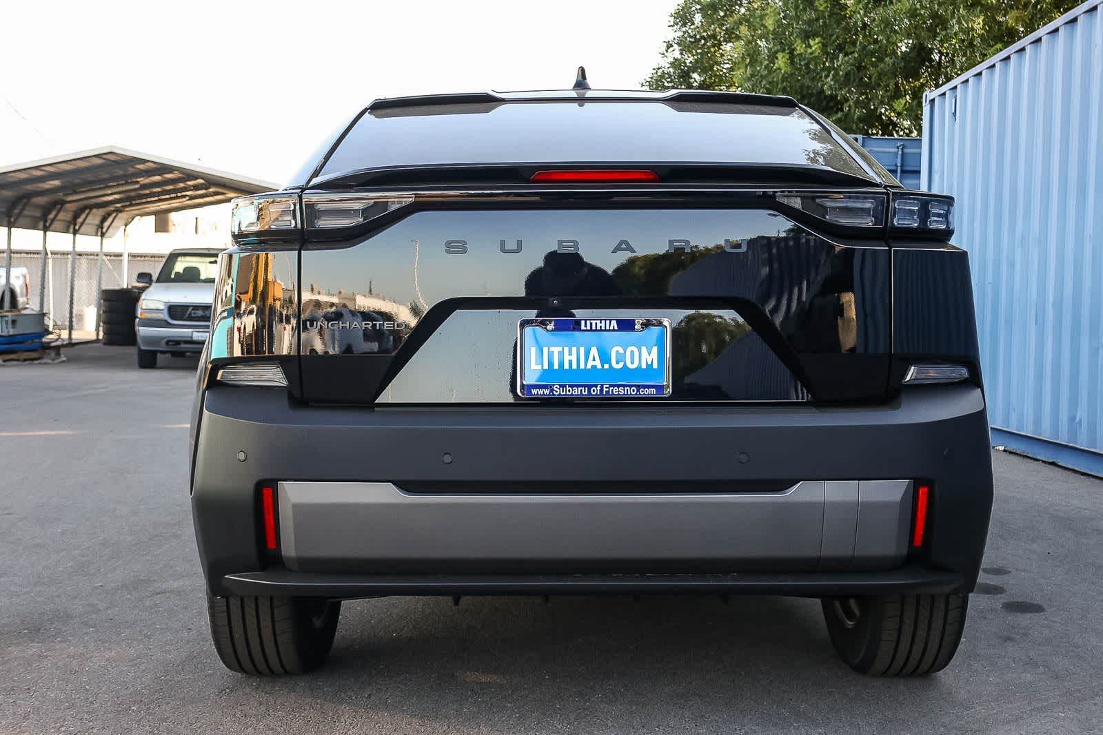 View vehicle photo 5