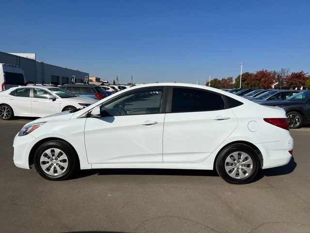 2016 Hyundai Accent SE 2