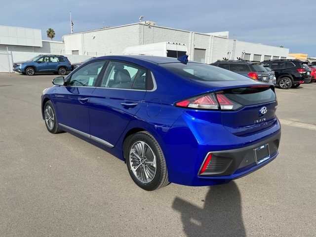 2022 Hyundai Ioniq Plug-In Hybrid Limited 3