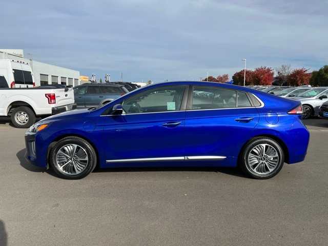 2022 Hyundai Ioniq Plug-In Hybrid Limited 2