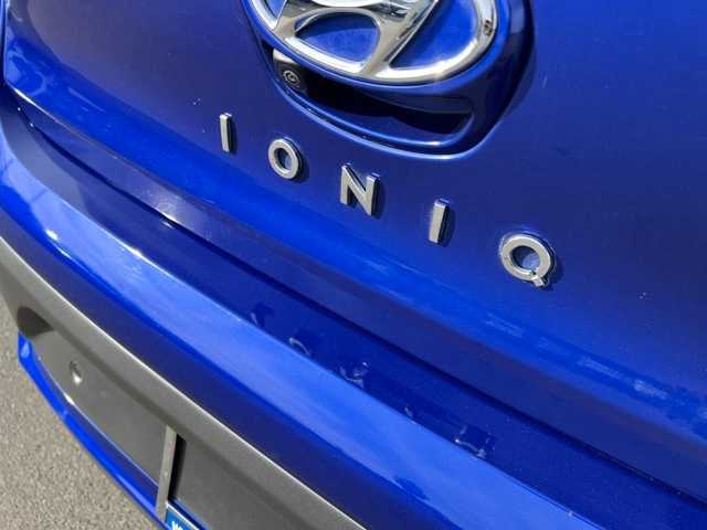 2022 Hyundai Ioniq Plug-In Hybrid Limited 6