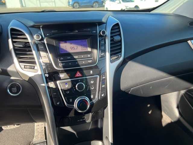 2014 Hyundai Elantra GT BASE 31