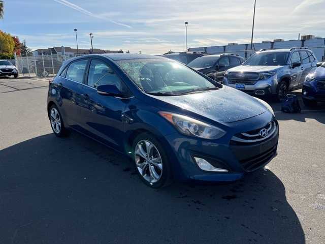 2014 Hyundai Elantra GT BASE 11