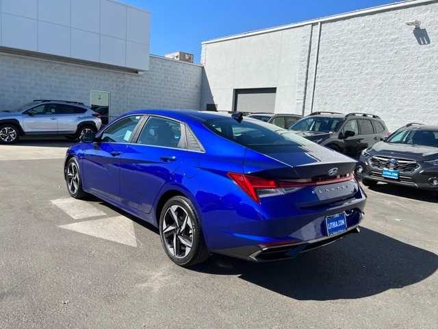 2021 Hyundai Elantra SEL 3