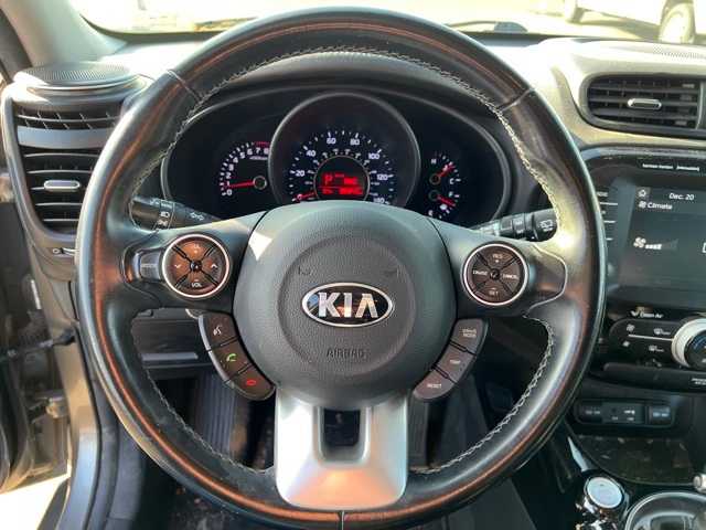 2019 Kia Soul + 29