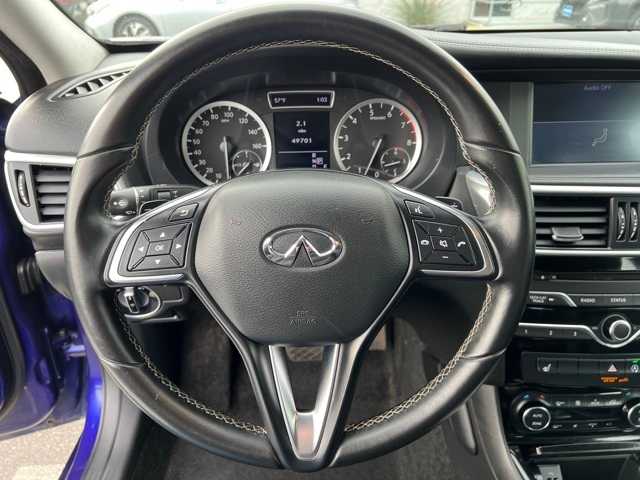 2017 INFINITI QX30 Luxury 33