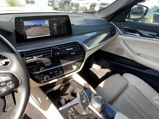 2020 BMW 5 Series 540i 31