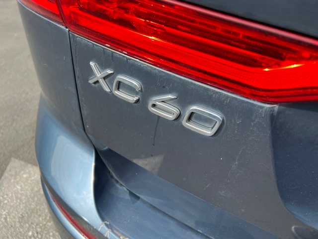 2018 Volvo XC60 Momentum 5