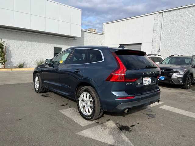 2018 Volvo XC60 Momentum 3