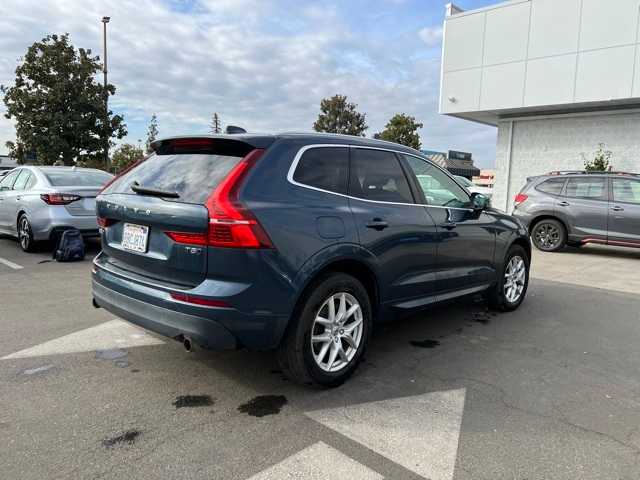 2018 Volvo XC60 Momentum 10