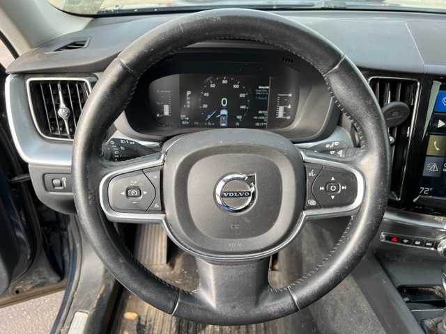 2018 Volvo XC60 Momentum 30