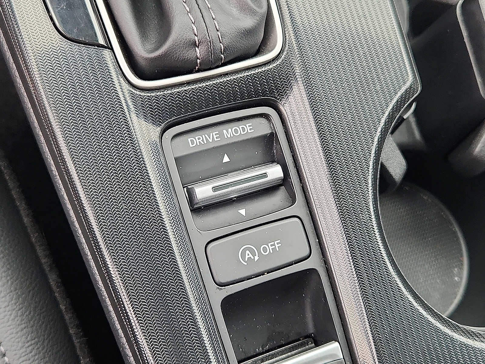 2025 Honda Civic Hatchback Sport - Photo 25