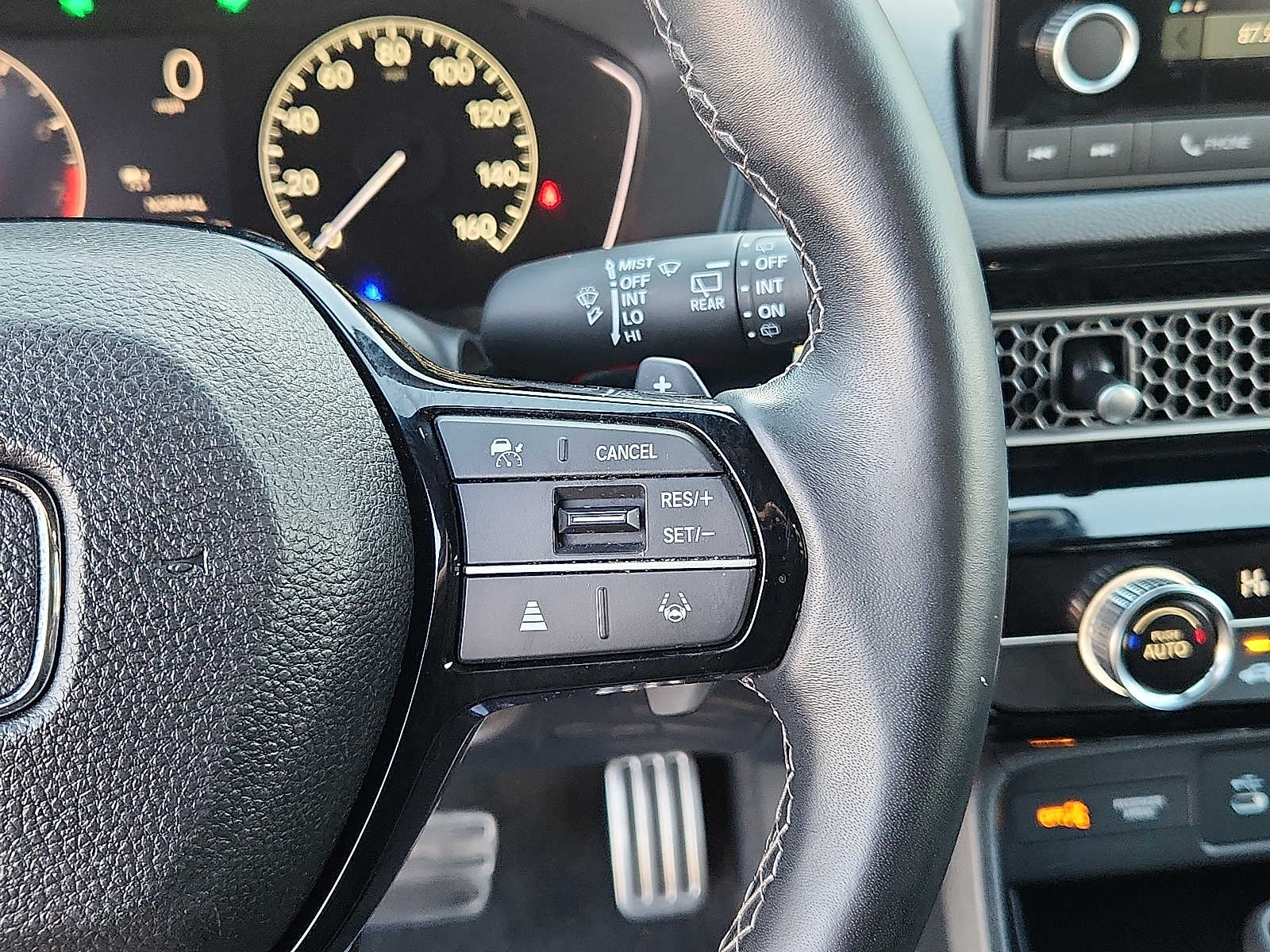 2025 Honda Civic Hatchback Sport - Photo 21