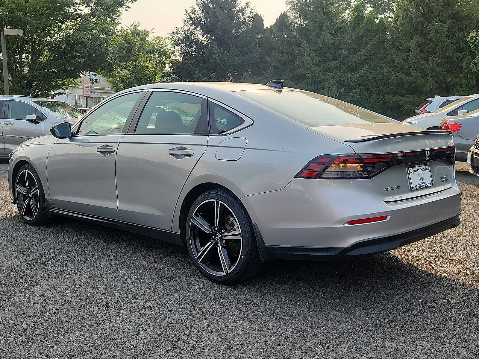 2024 Honda Accord Hybrid Sport - Photo 4