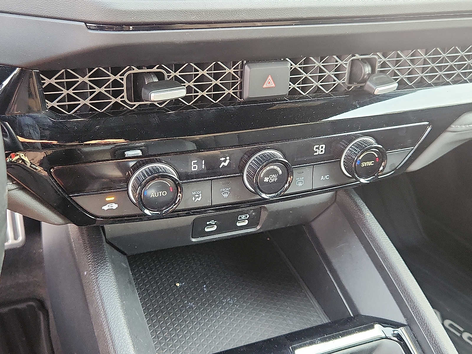 2024 Honda Accord Hybrid Sport - Photo 15
