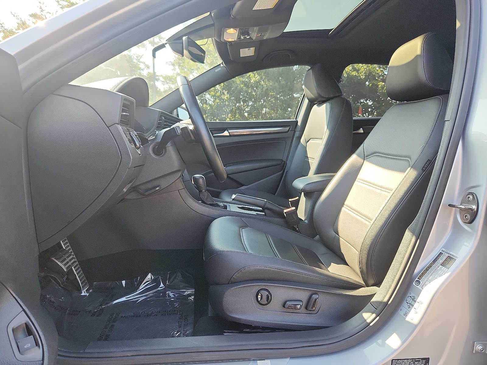 Used 2021 Volkswagen Passat Sedan