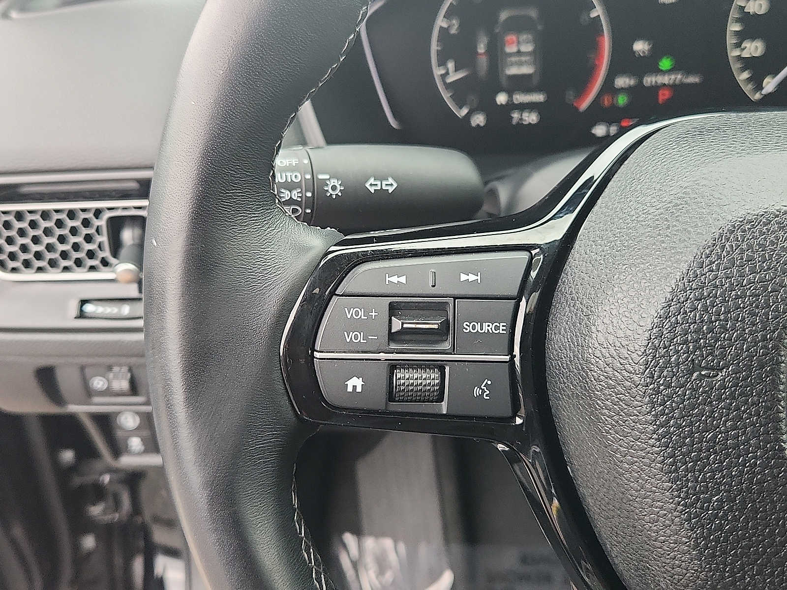 2023 Honda Civic EX - Photo 20