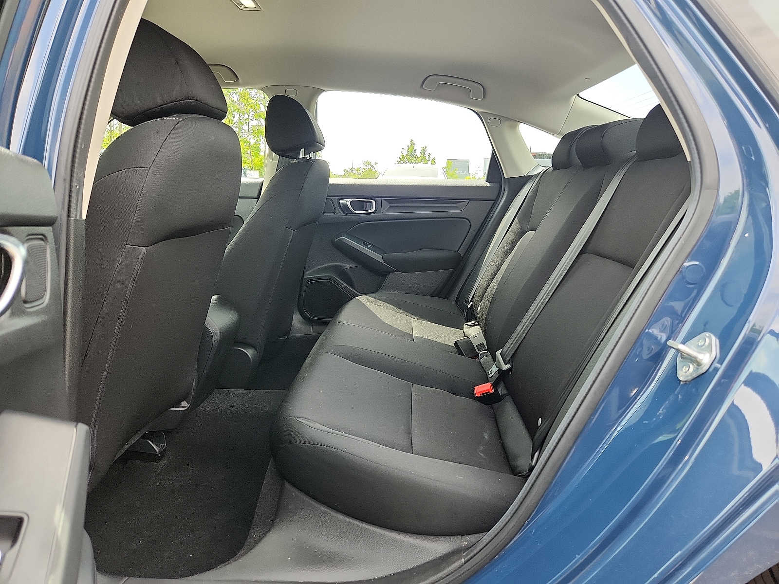 2025 Honda Civic LX - Photo 10