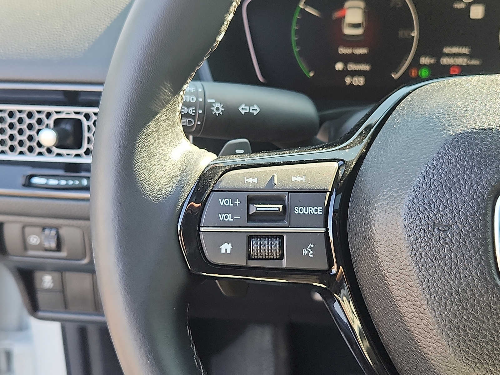 2025 Honda Civic Sport - Photo 20