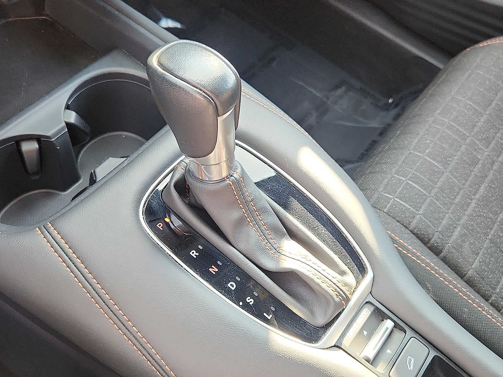Used 2025 Honda HR-V SUV