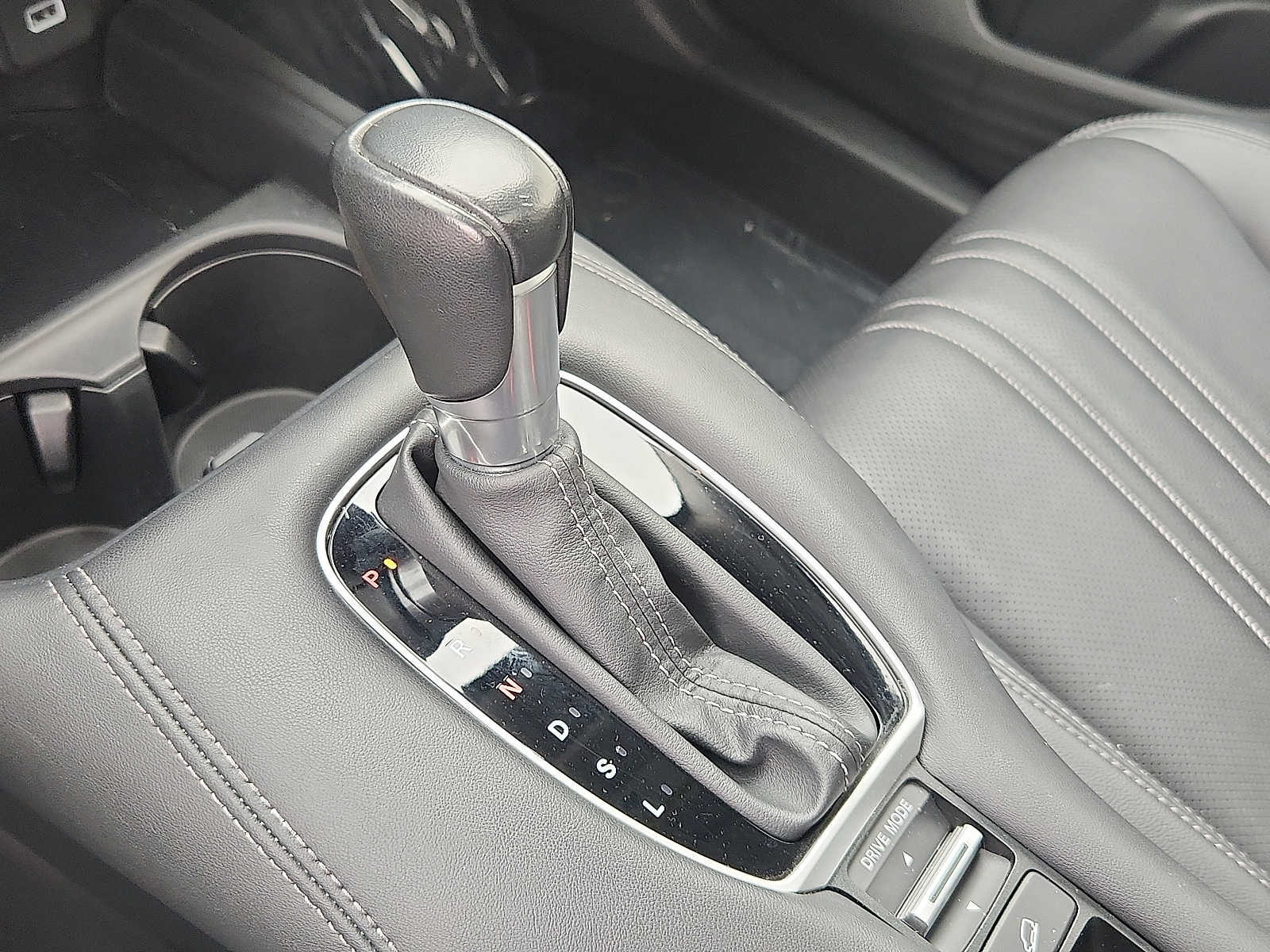 2023 Honda HR-V EX-L - Photo 14