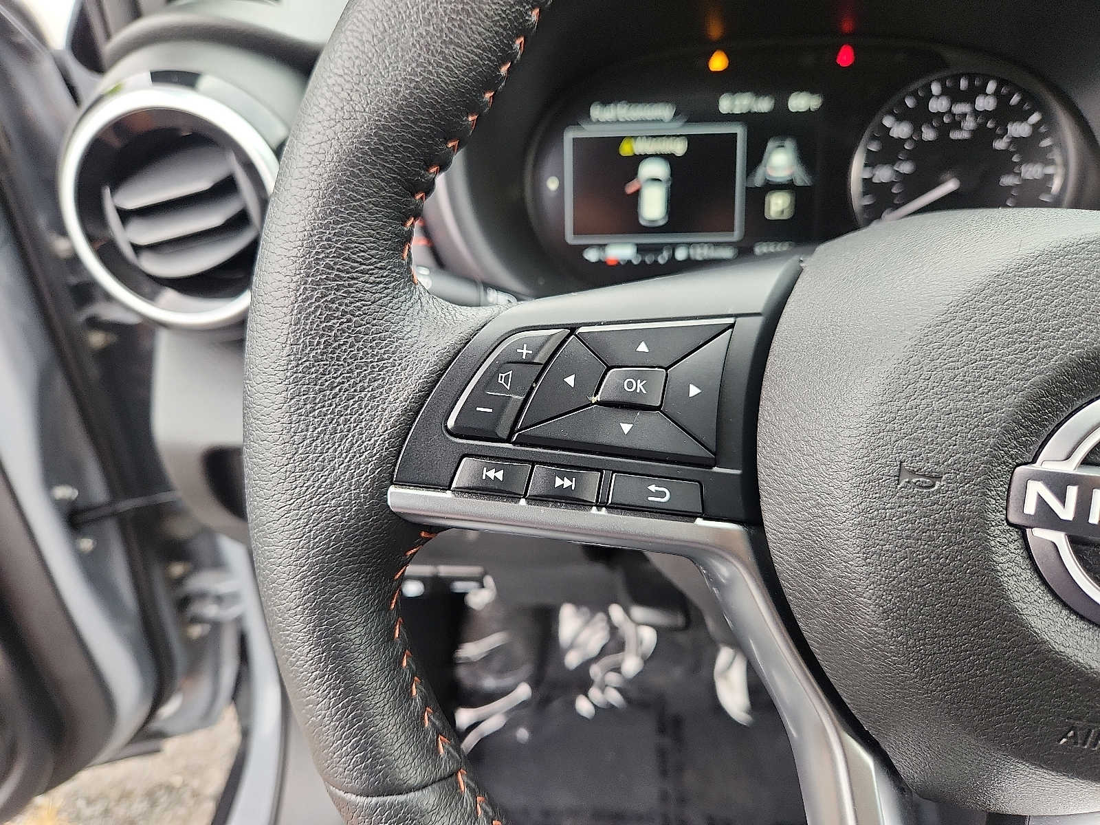 Used 2023 Nissan Kicks SUV