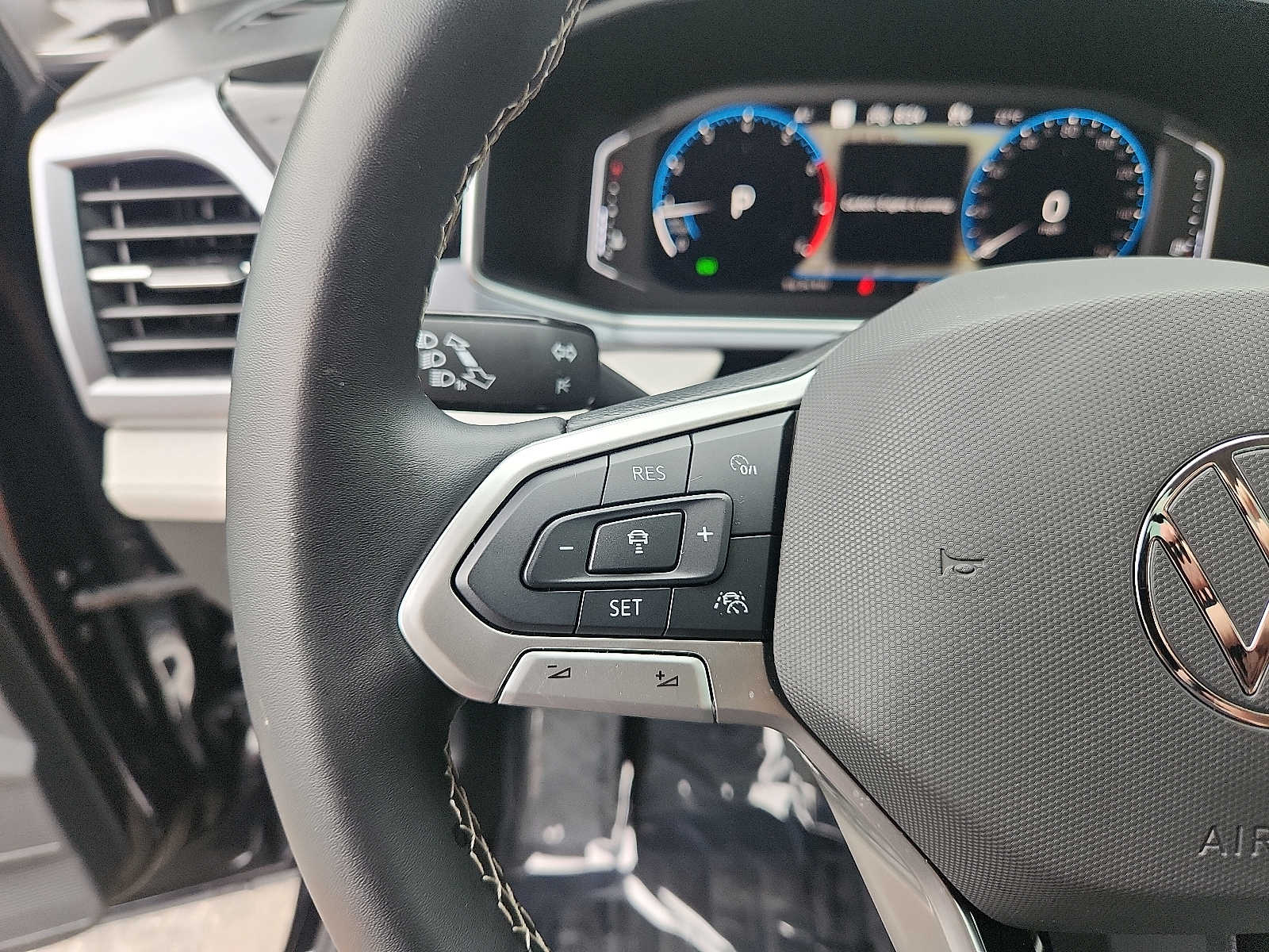 Used 2025 Volkswagen Taos SUV