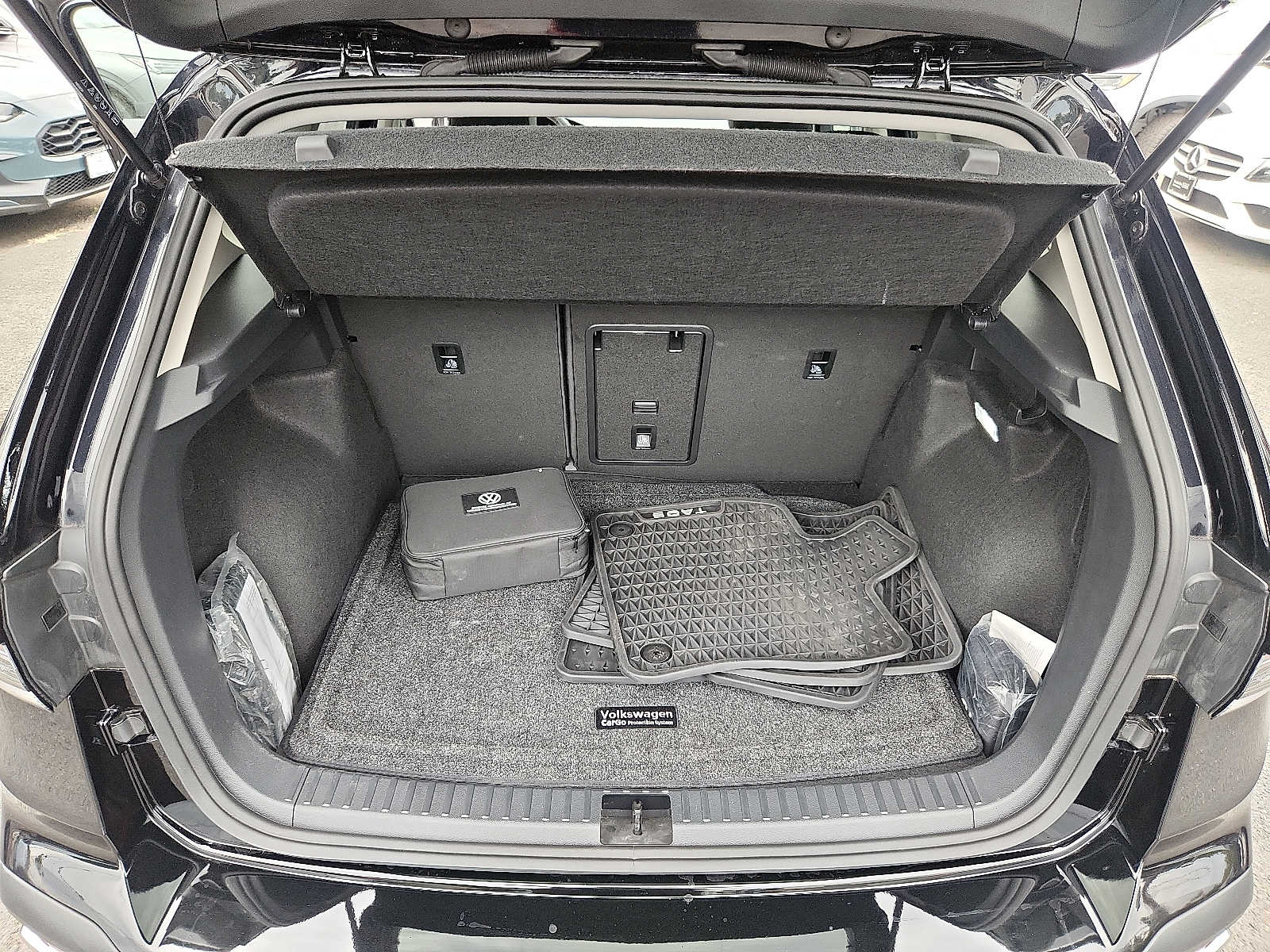 Used 2025 Volkswagen Taos SUV